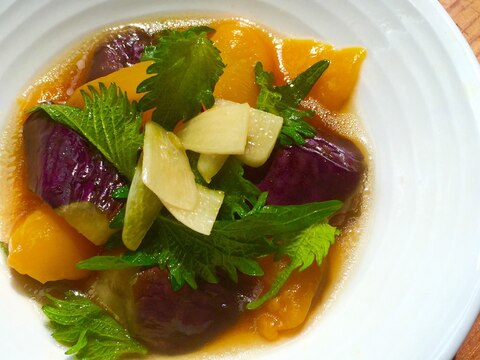 パプリカと茄子、大葉のにんにく醤油マリネ